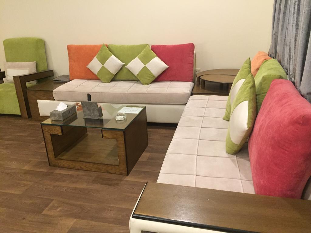 Terhal Hotel Suites Хаїль Екстер'єр фото