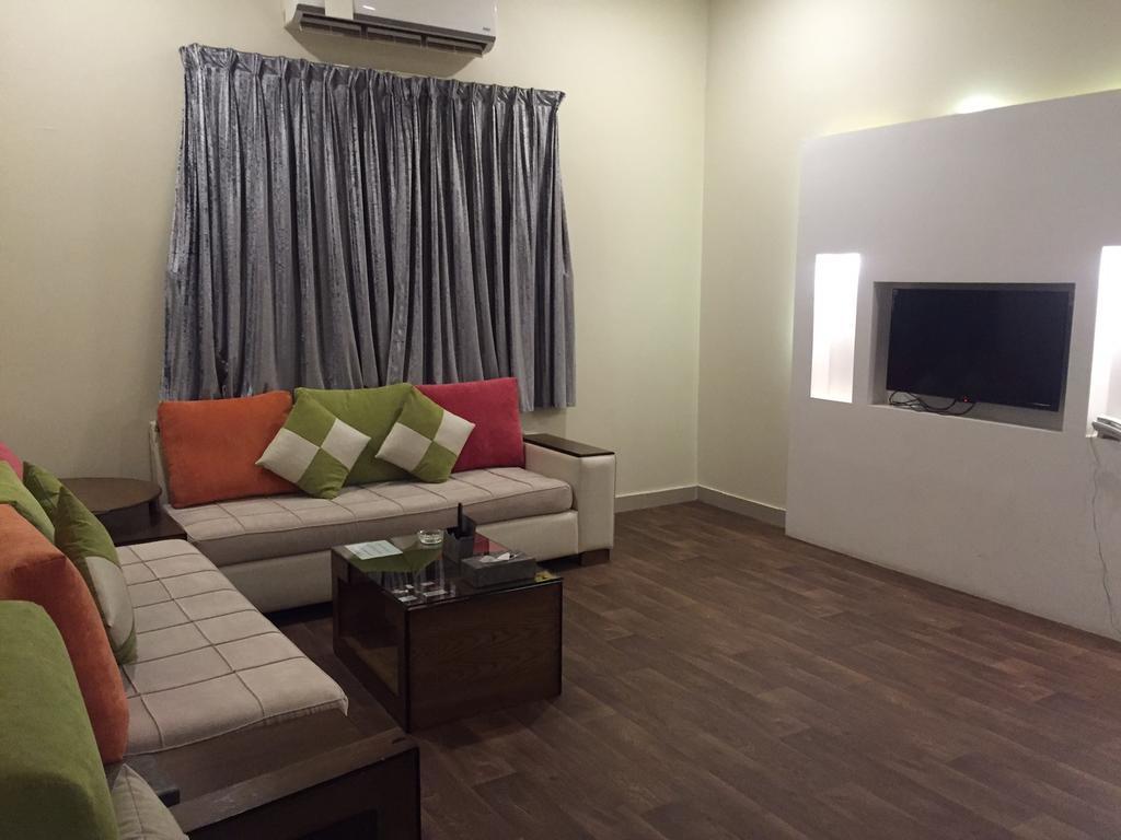 Terhal Hotel Suites Хаїль Екстер'єр фото